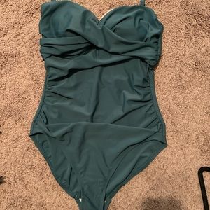 One piece swim suit